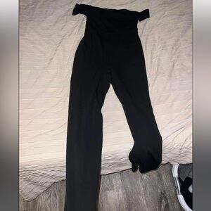 Chic Black Off-Shoulder Jumpsuit